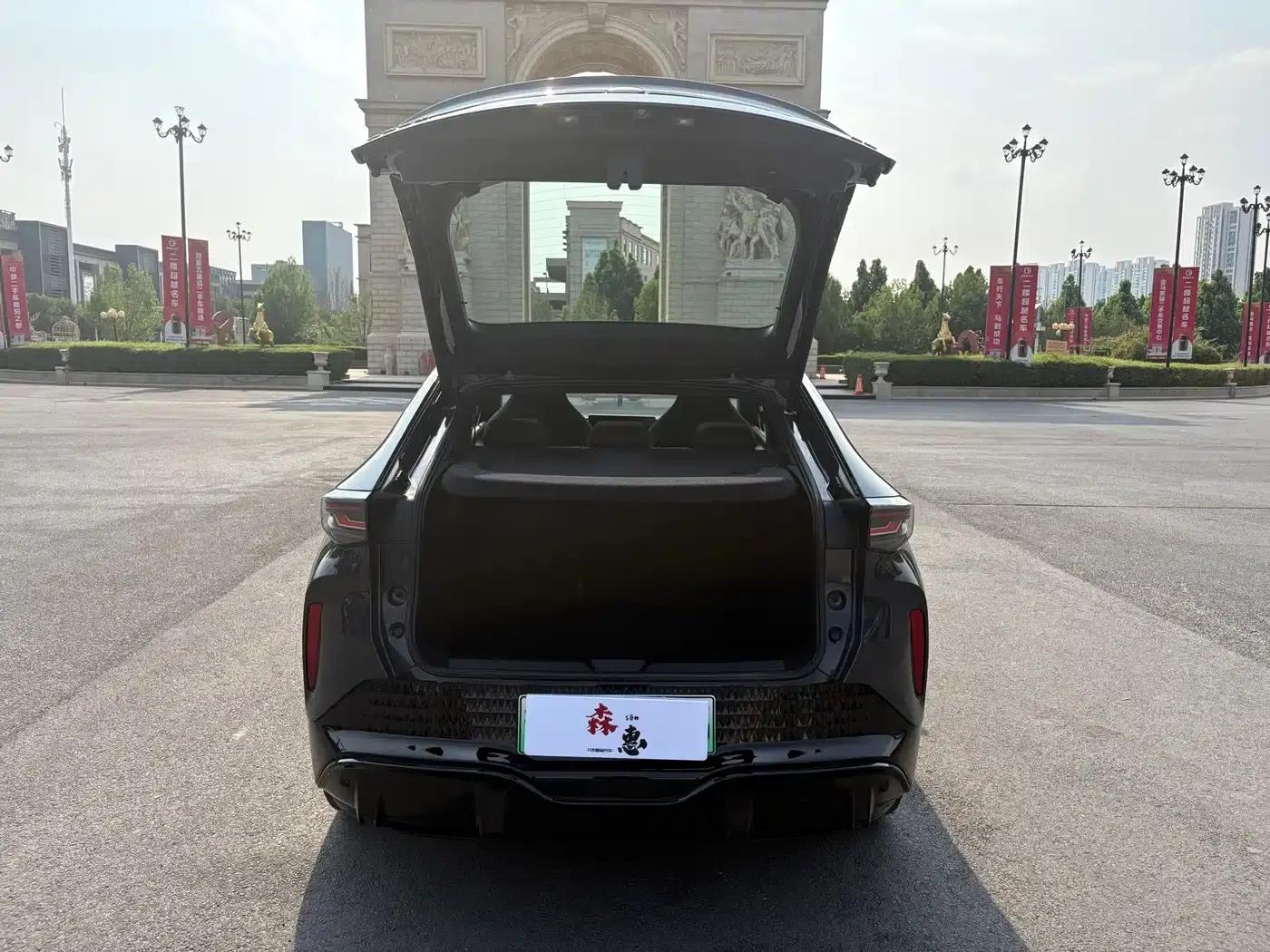 VW 06 2024 Facelift Pro Long Range Edition — миниатюра 8