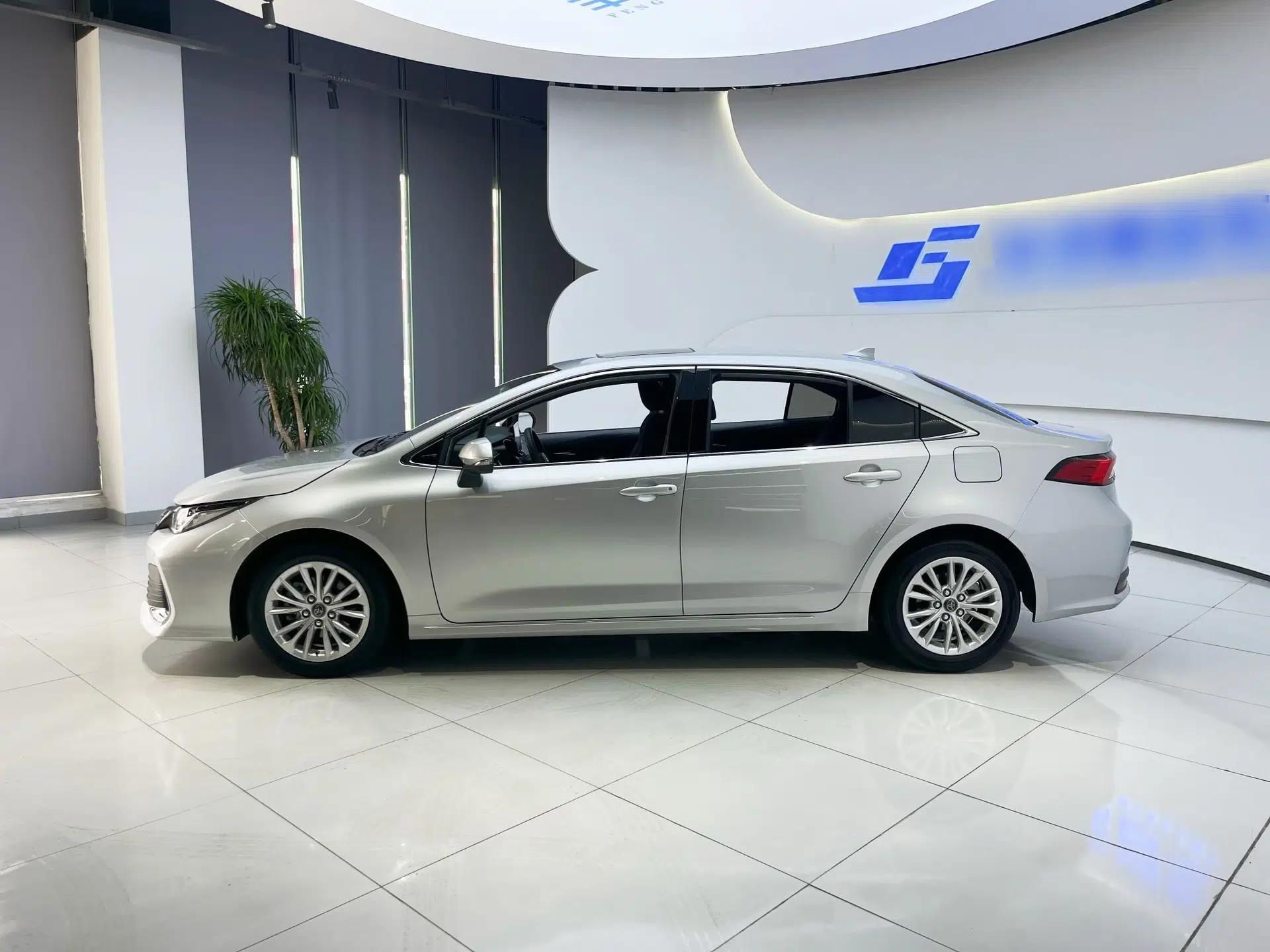 Toyota Allion 2021 2.0L Luxury Edition — миниатюра 3