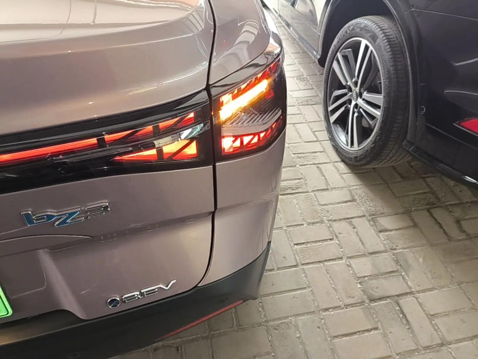 Toyota bZ3 2023 616 km Long-Range Premium — миниатюра 7
