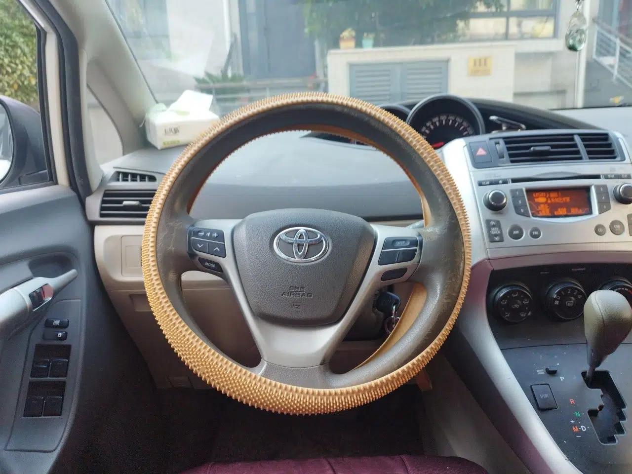 Toyota Verso 2012 180E CVT Elite Multi-Function Version — миниатюра 11