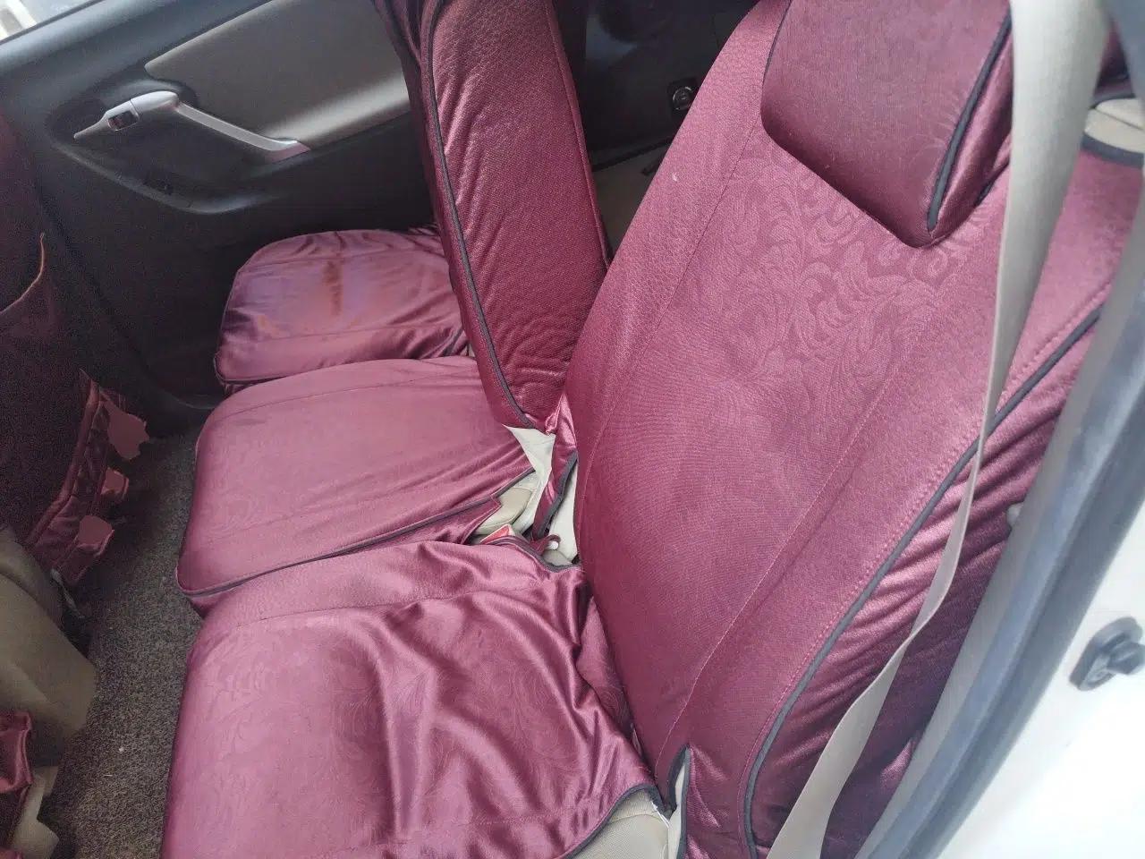Toyota Verso 2012 180E CVT Elite Multi-Function Version — миниатюра 18