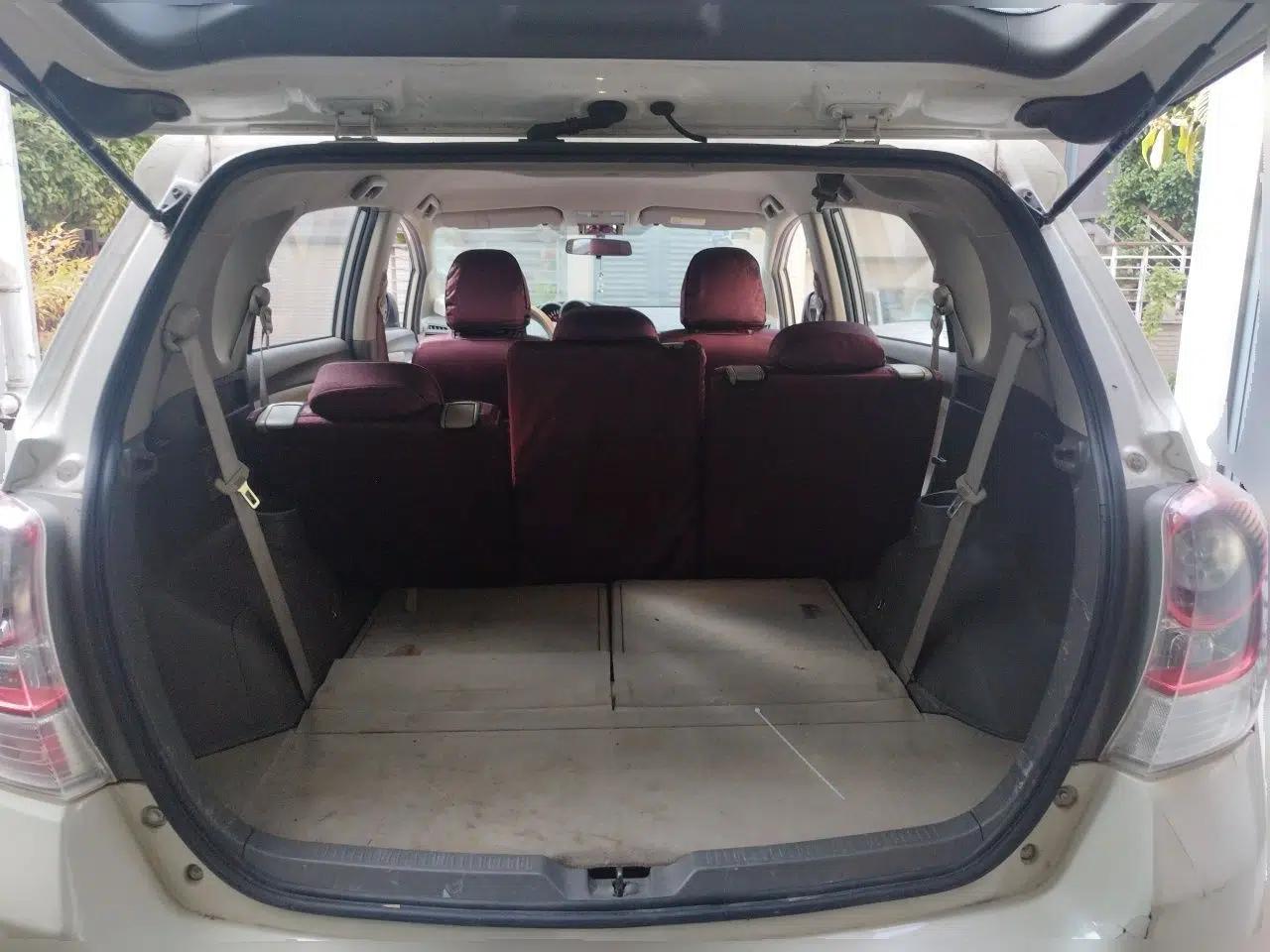 Toyota Verso 2012 180E CVT Elite Multi-Function Version — миниатюра 20