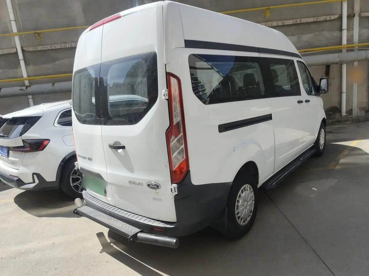 Ford Transit 2017 2.0T Gasoline Multi-Purpose Commercial Vehicle Mid-Drive Mid-Roof China V Standard — миниатюра 6