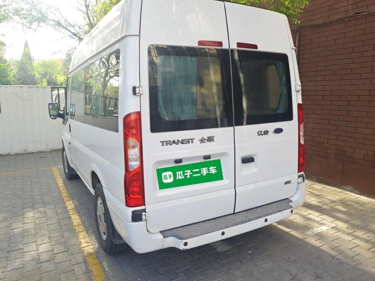 Ford Transit Custom 2013 2.4T Diesel Economical Logistics Vehicle Short Wheelbase Mid-Roof China III Standard — миниатюра 4
