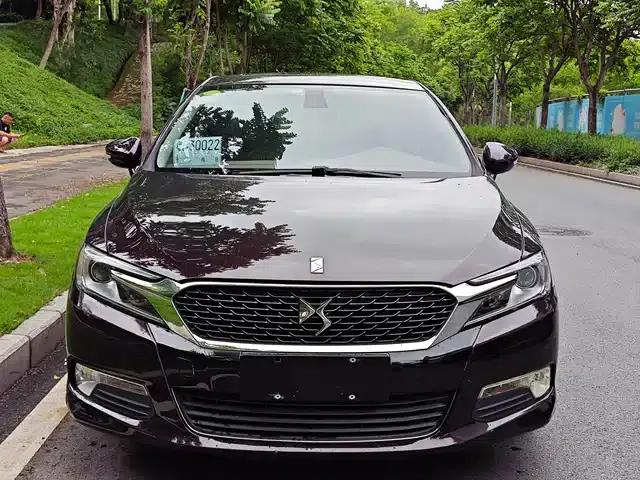 DS 5LS 2014 1.6T Luxury Edition THP160
