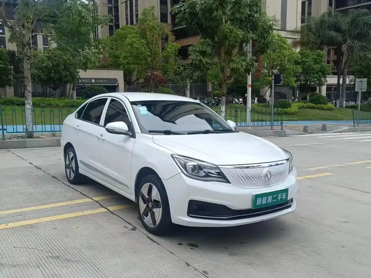 Dongfeng Fengshen E70 2021 Model 360H Battery Swapping Version — миниатюра 3
