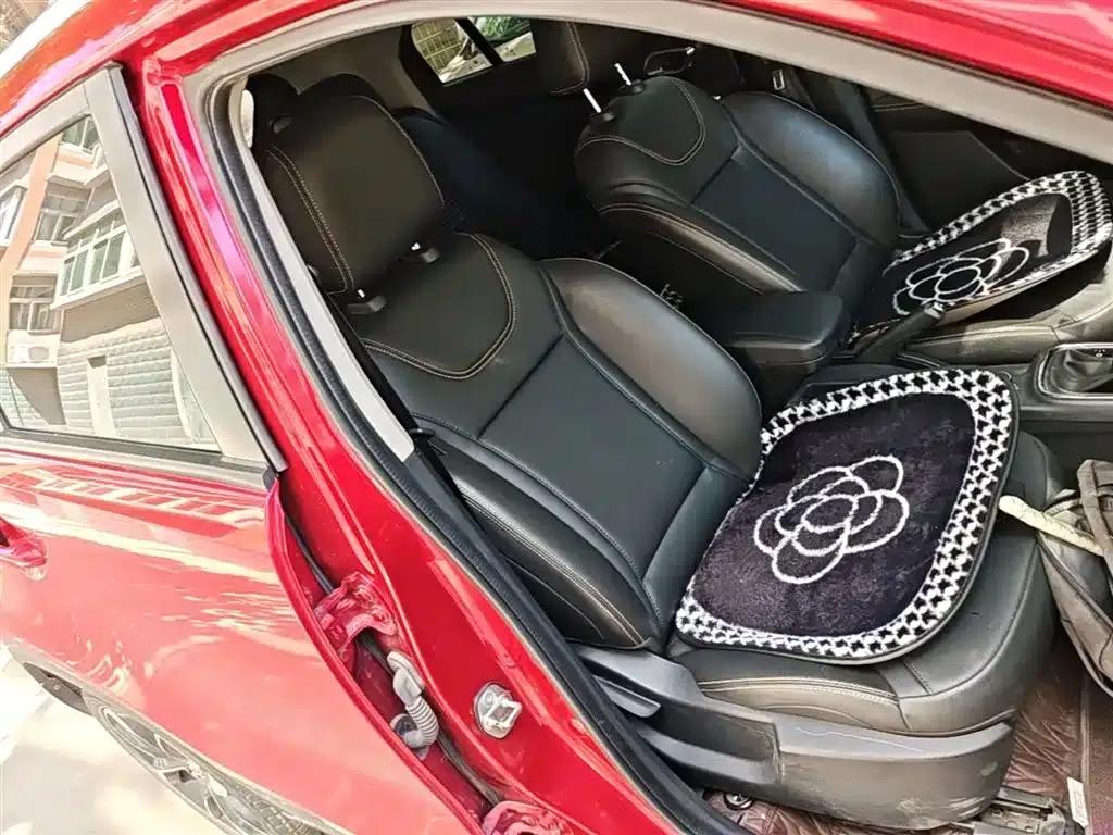 Dongfeng Fengshen AX4 2017 1.6L DCT Trendy Edition — миниатюра 25