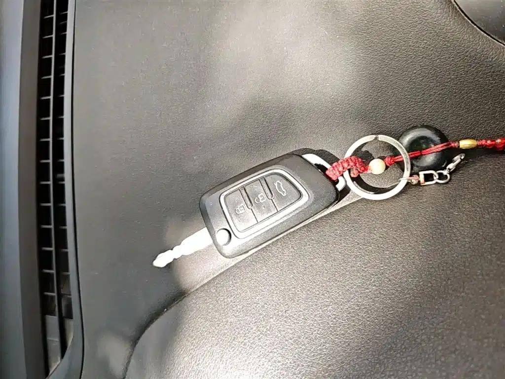Dongfeng Fengshen AX4 2017 1.6L DCT Trendy Edition — миниатюра 9