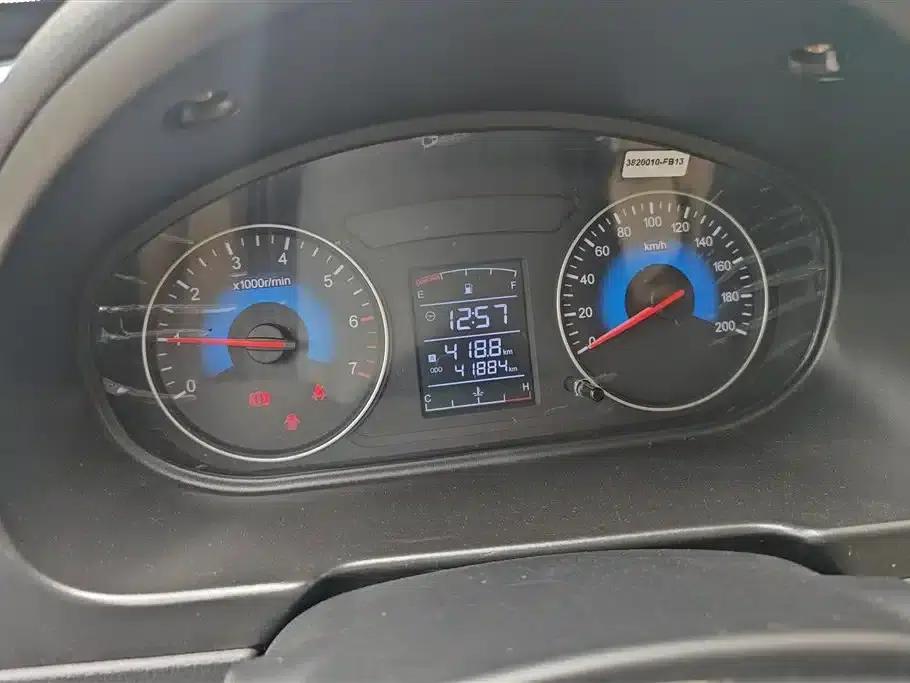 Fengguang 370 2016 Model 1.5L Manual Deluxe SFG15-02 7-Seater — миниатюра 14