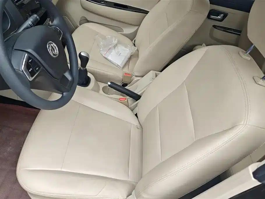 Fengguang 370 2016 Model 1.5L Manual Deluxe SFG15-02 7-Seater — миниатюра 9