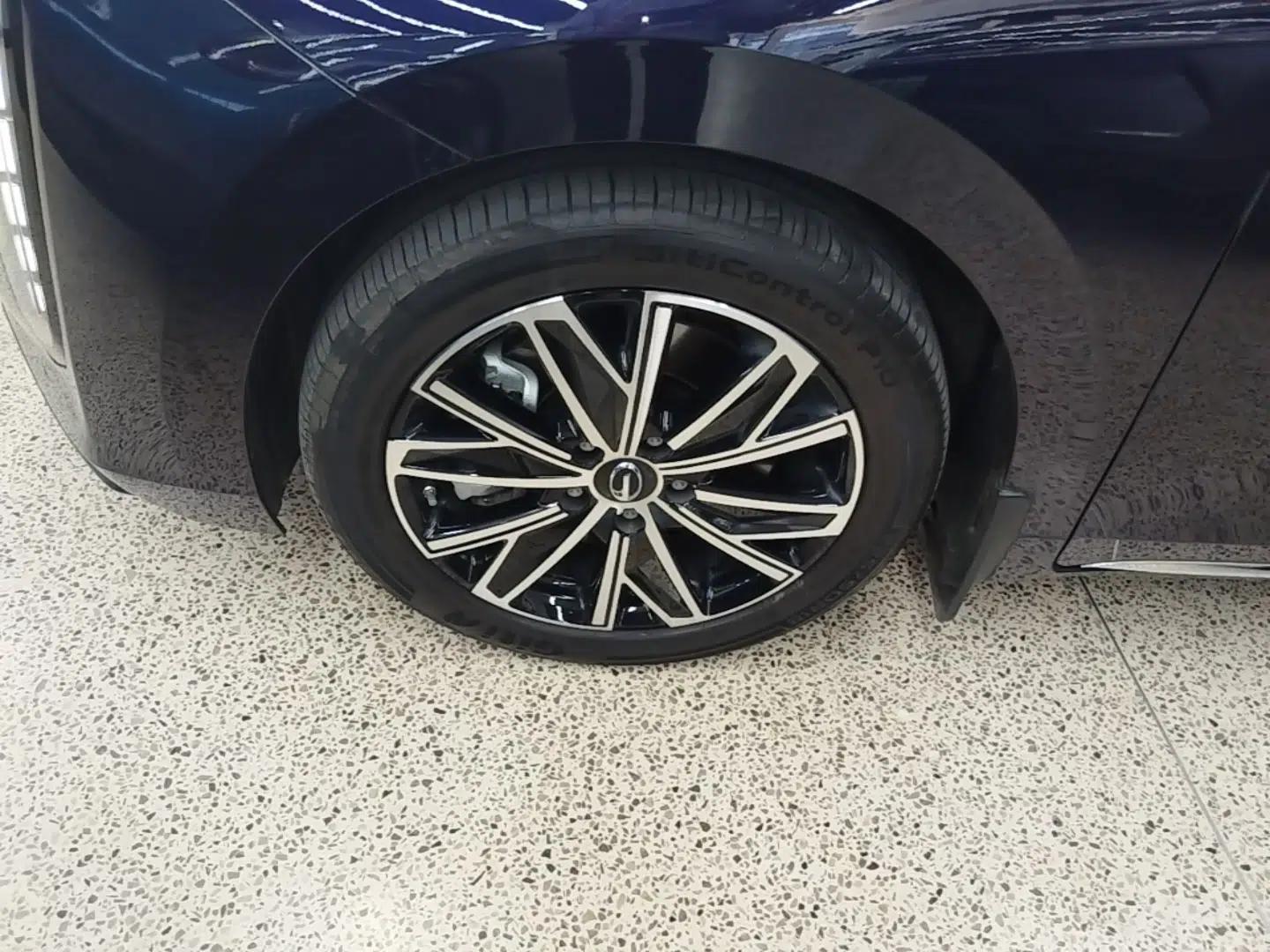 GAC Trumpchi E8 New Energy 2024 150km MAX — миниатюра 8