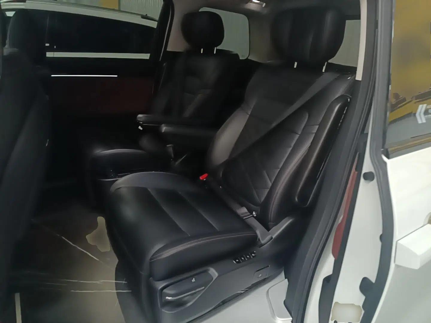 GAC Trumpchi E8 New Energy 2024 150km MAX+ — миниатюра 20