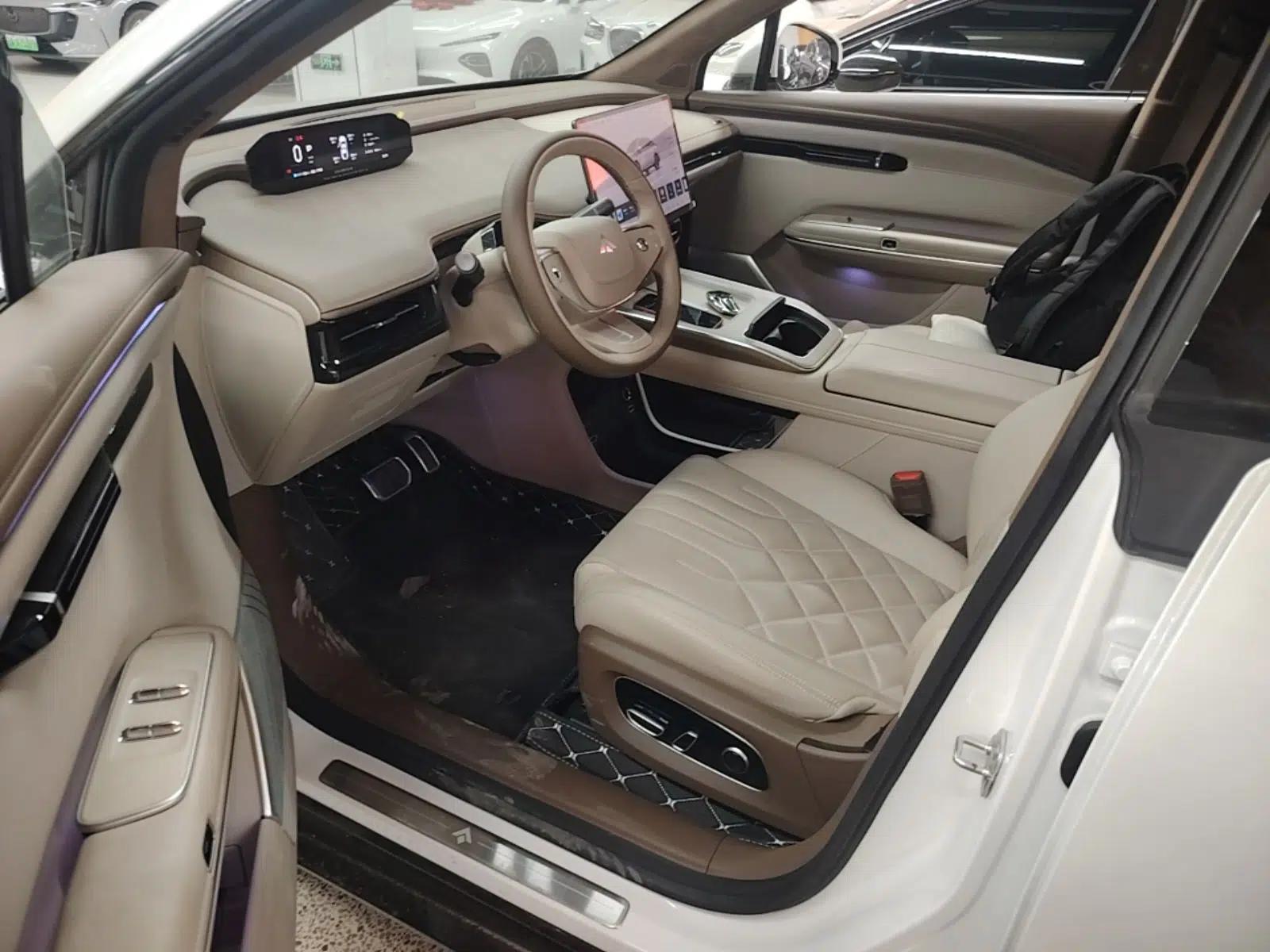 Hyptec HT 2024 670 Advanced Intelligent Driving Version — миниатюра 18