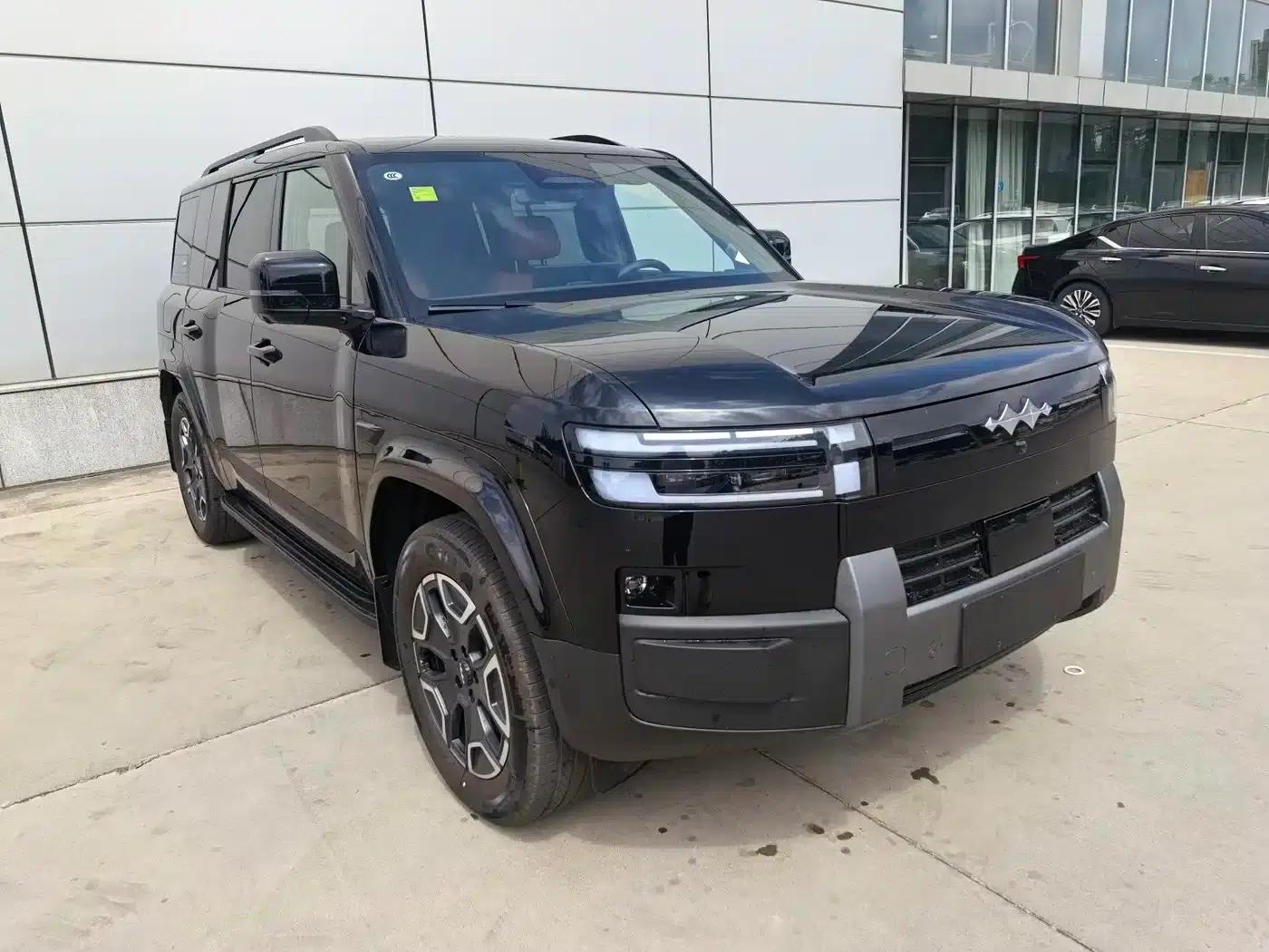 Titanium 7 2025 Model 200KM 2WD Max Edition — миниатюра 3