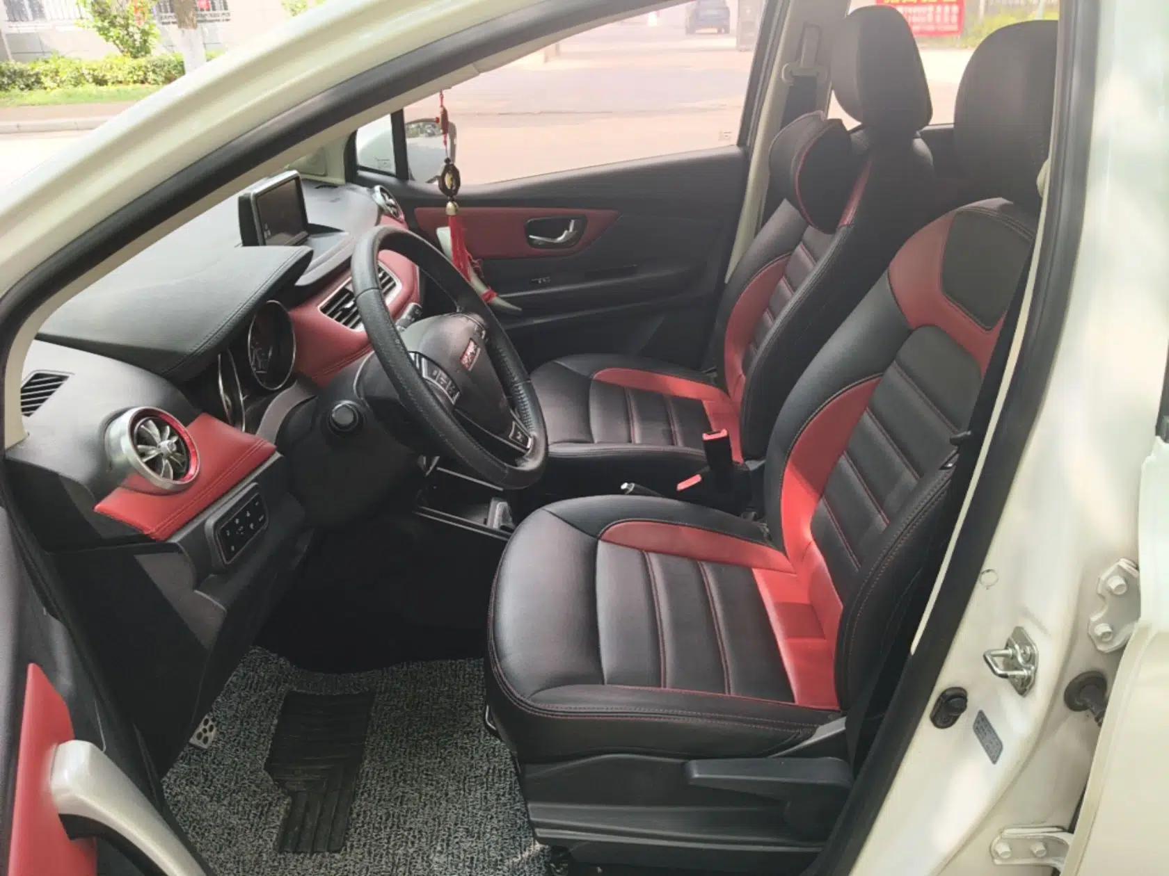 Haval H1 2015 1.5L Manual Luxury Model — миниатюра 18
