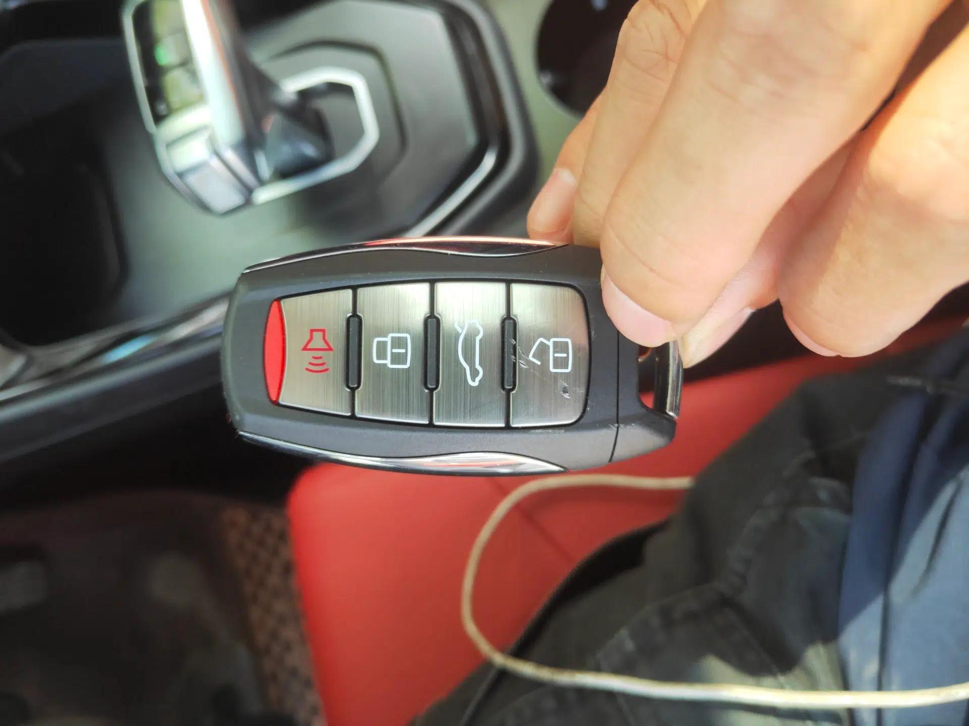 Haval H2s 2017 Red-Label 1.5T Dual-Clutch Elite Model — миниатюра 17