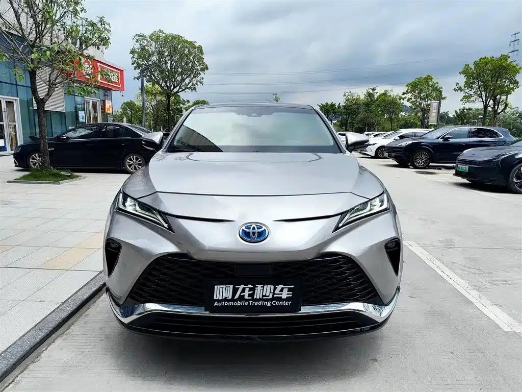 Venza 2022 Hybrid 2.5L CVT 2WD Premium Edition — миниатюра 2