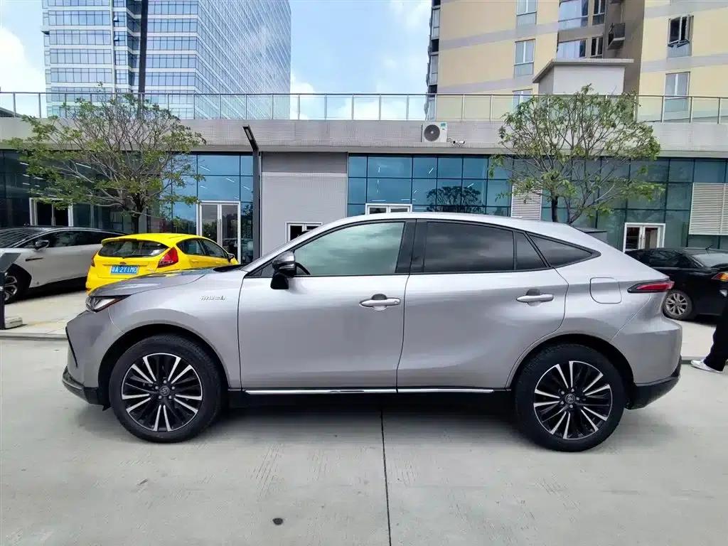 Venza 2022 Hybrid 2.5L CVT 2WD Premium Edition — миниатюра 3