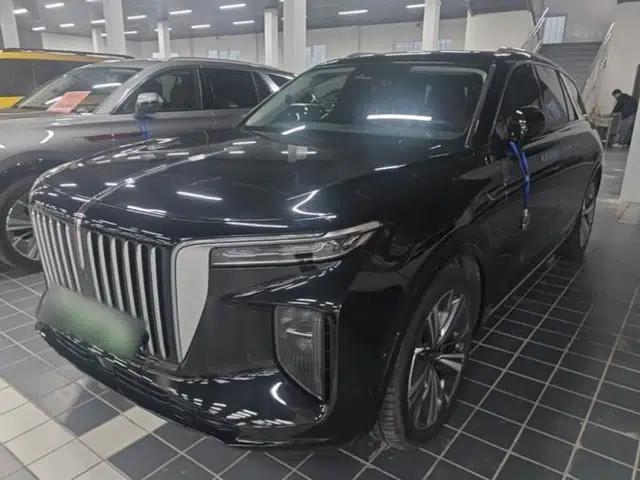 Hongqi E-HS9 2022 660 km Range Flagway Edition Six Seats