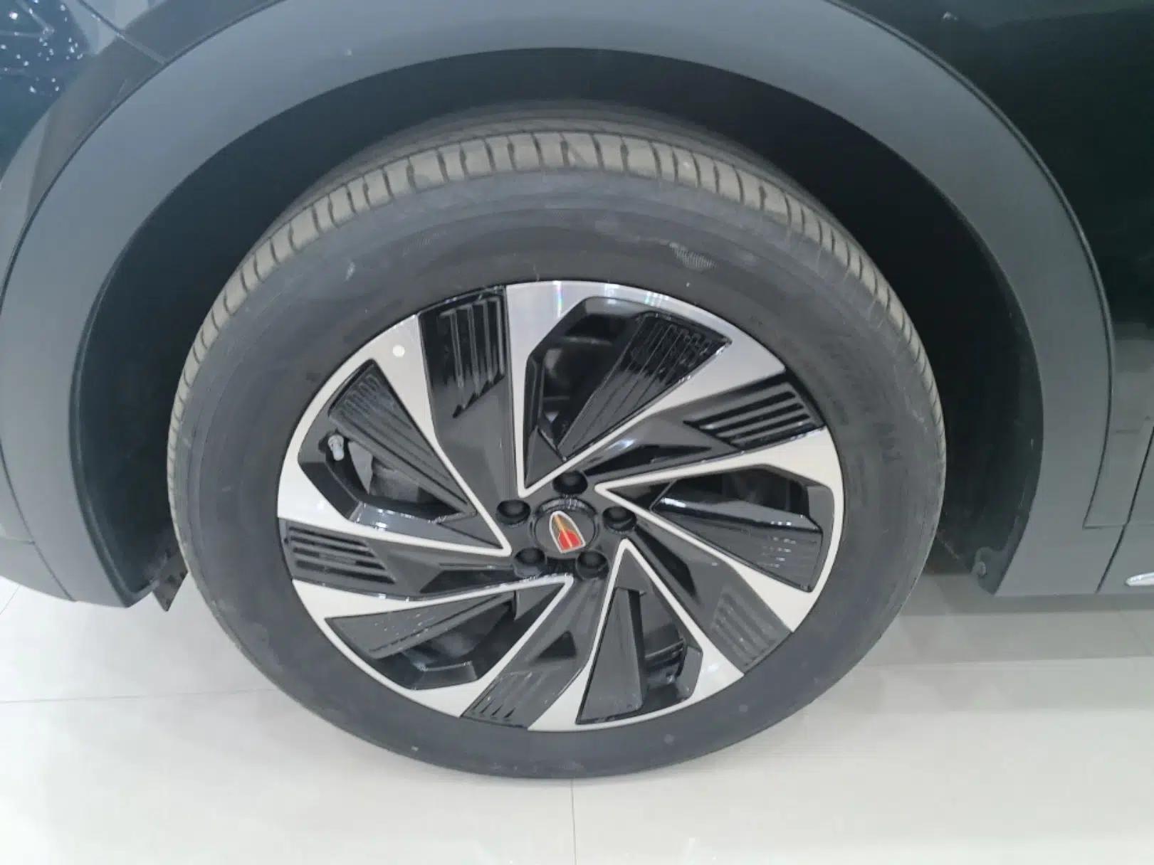 Hongqi HS7 PHEV 2024 2.0T PHEV Four-Wheel Drive Flagship Edition 6 Seats — миниатюра 8