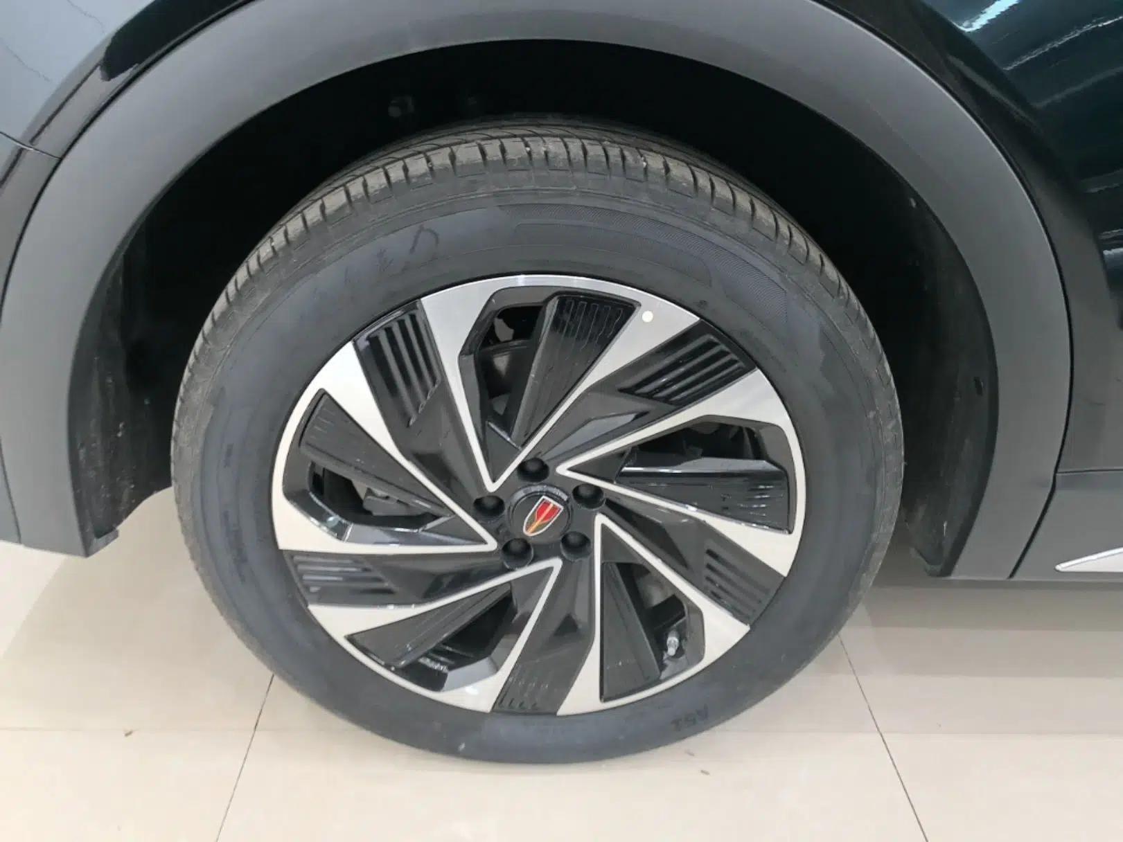 Hongqi HS7 PHEV 2024 2.0T PHEV Four-Wheel Drive Flagship Edition 6 Seats — миниатюра 10