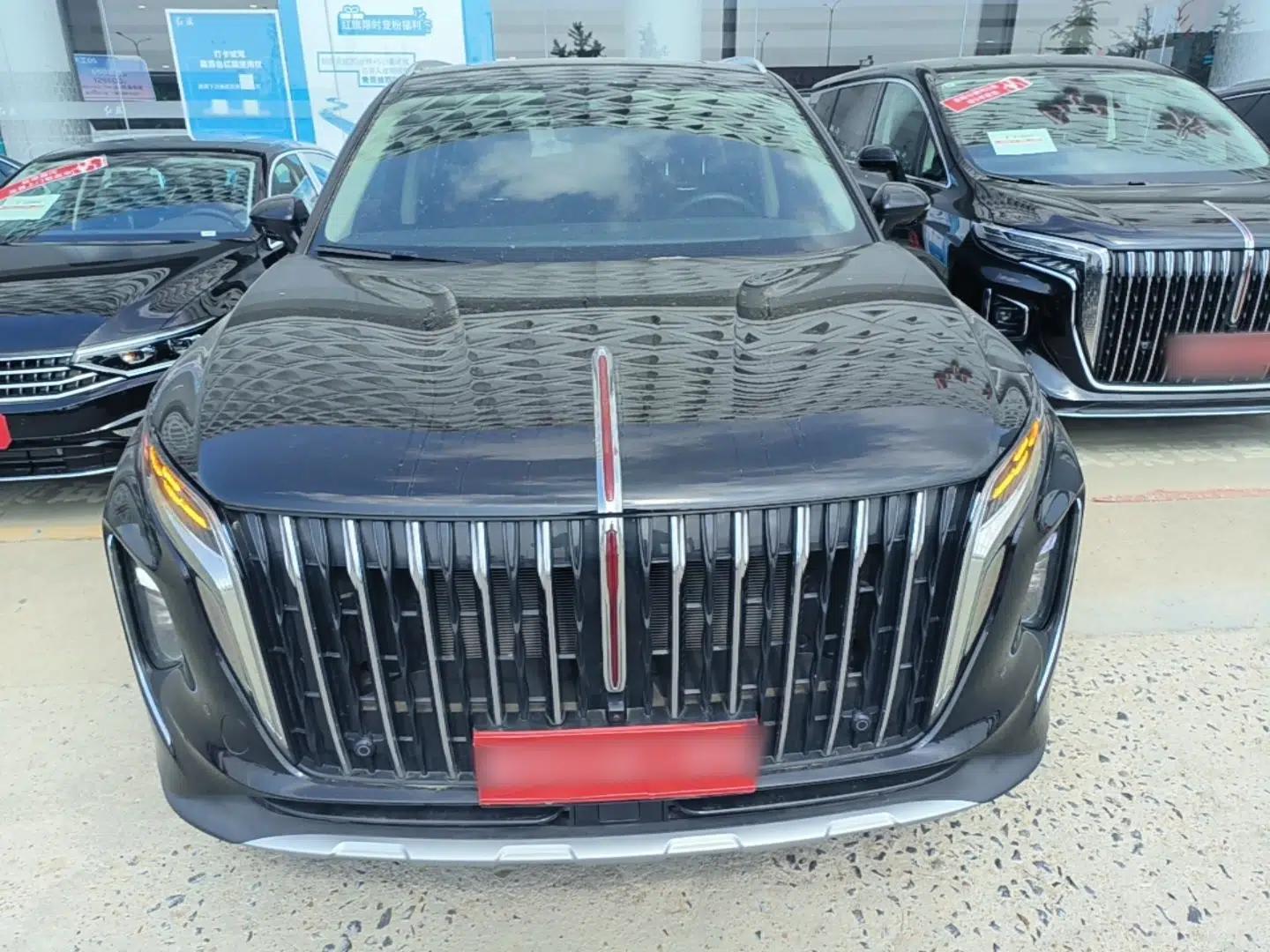 Hongqi HS7 PHEV 2024 2.0T PHEV Four-Wheel Drive Flagship Edition 6 Seats — миниатюра 2