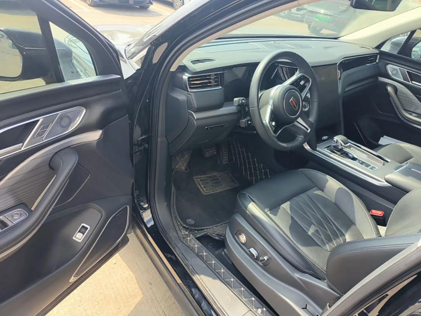 Hongqi HS7 PHEV 2024 2.0T PHEV Four-Wheel Drive Flagship Edition 6 Seats — миниатюра 19