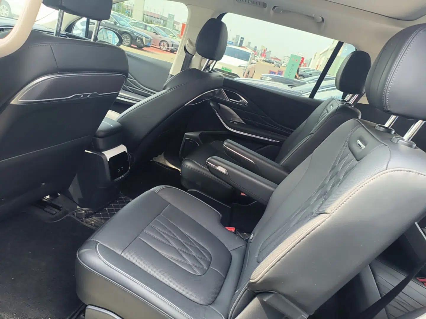Hongqi HS7 PHEV 2024 2.0T PHEV Four-Wheel Drive Flagship Edition 6 Seats — миниатюра 20