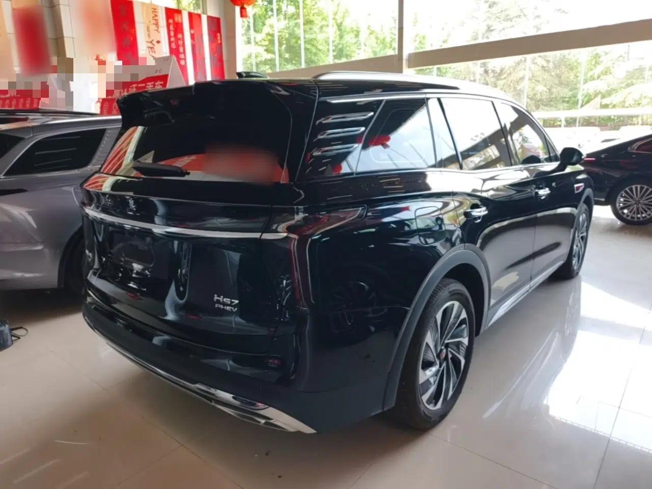 Hongqi HS7 PHEV 2024 2.0T PHEV Four-Wheel Drive Flagship Edition 6 Seats — миниатюра 6