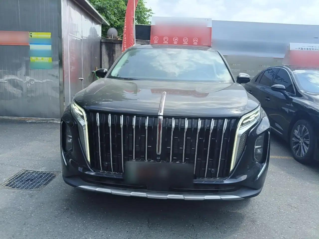 Hongqi HS7 PHEV 2024 2.0T PHEV Four-Wheel Drive Flagship Edition 6 Seats — миниатюра 2