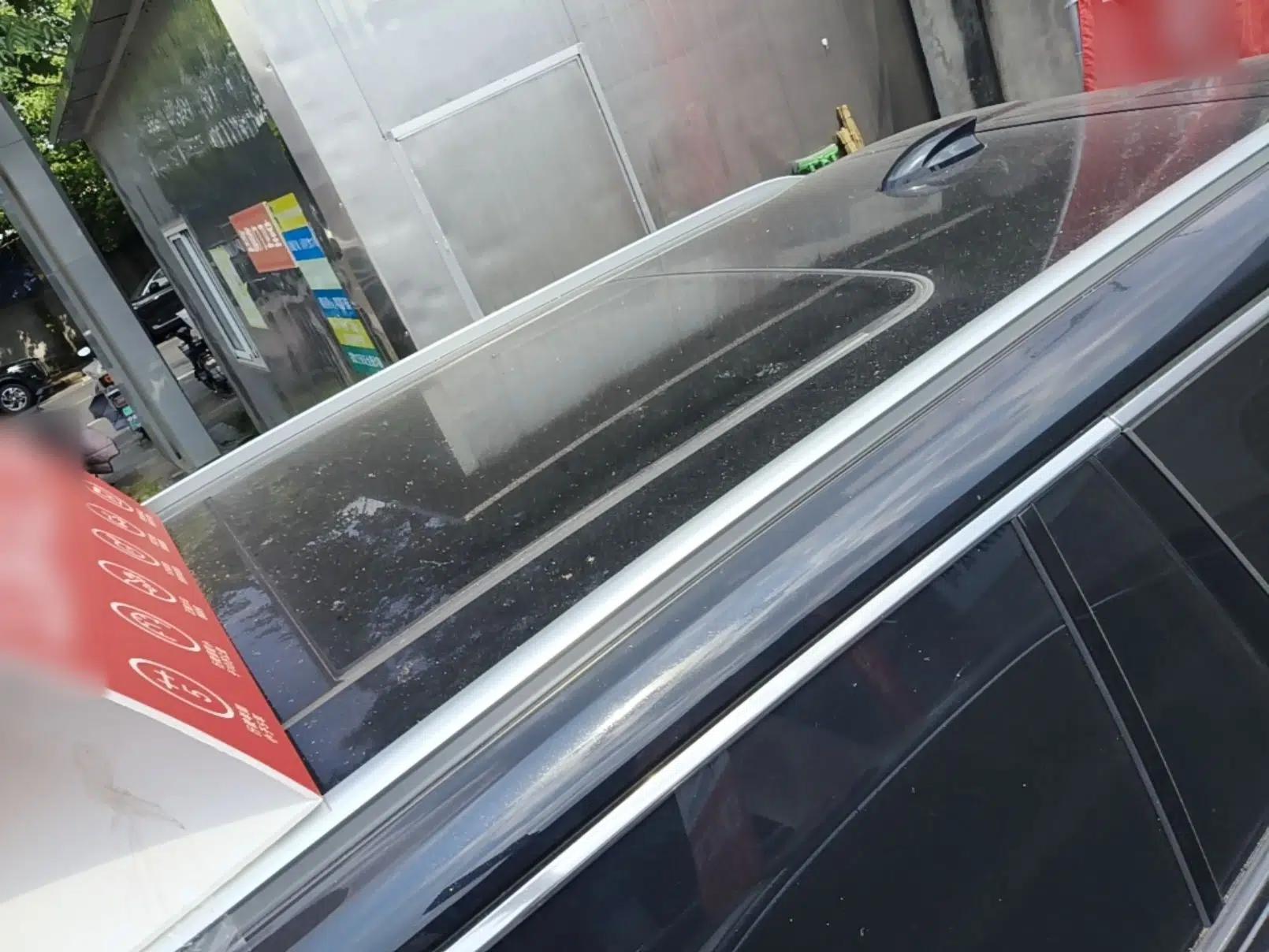 Hongqi HS7 PHEV 2024 2.0T PHEV Four-Wheel Drive Flagship Edition 6 Seats — миниатюра 11