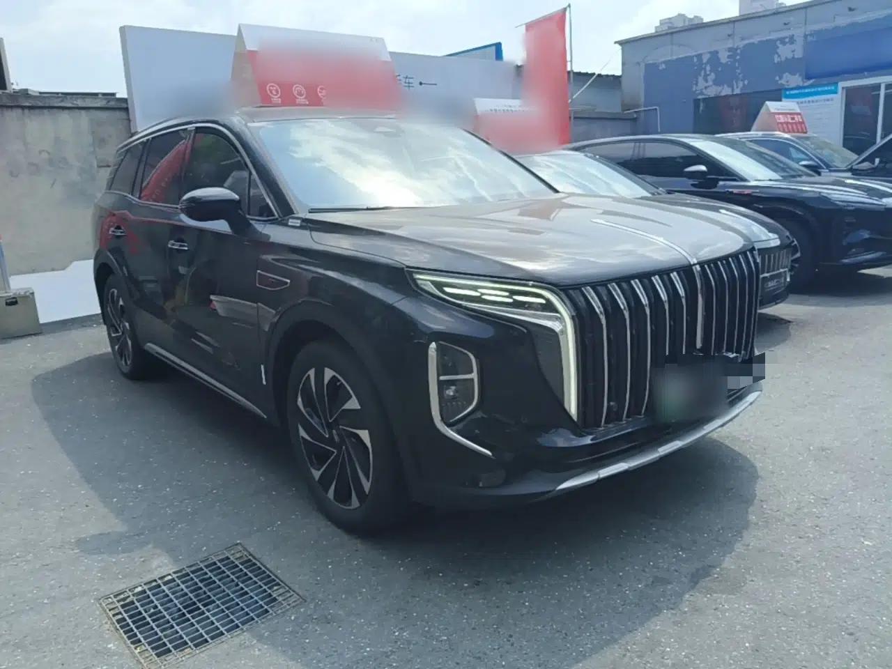 Hongqi HS7 PHEV 2024 2.0T PHEV Four-Wheel Drive Flagship Edition 6 Seats — миниатюра 3
