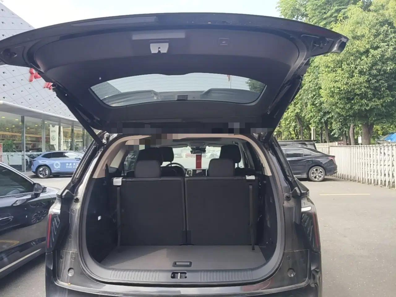 Hongqi HS7 PHEV 2024 2.0T PHEV Four-Wheel Drive Flagship Edition 6 Seats — миниатюра 22