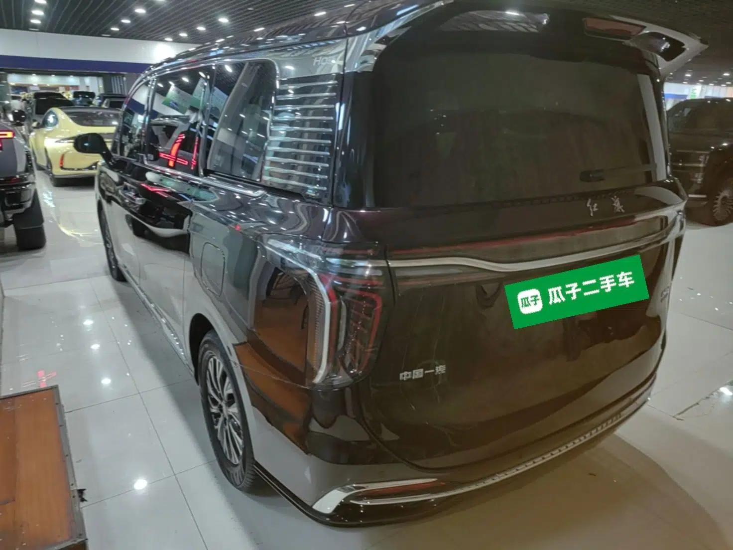 Hongqi HQ9 PHEV 2024 2.0T Four-Wheel Drive Luxury Edition — миниатюра 4