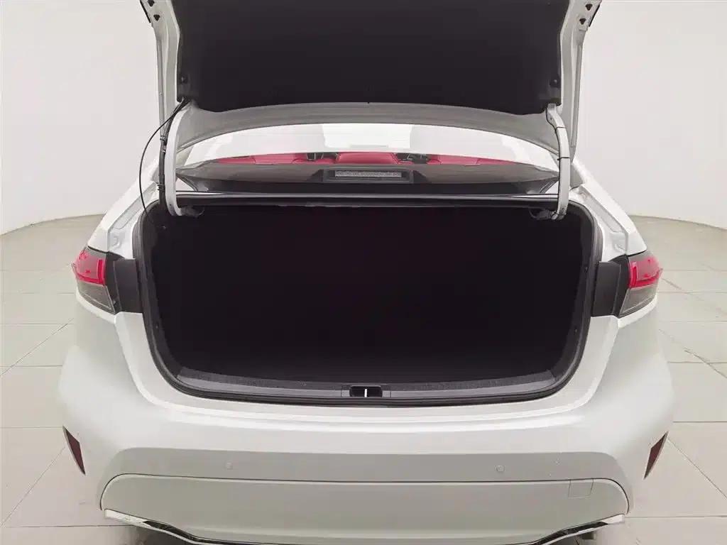 2023 Geely Lingshang 2.0L Leading Edition — миниатюра 16