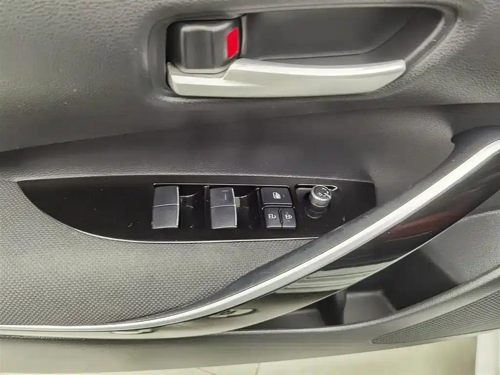2023 Geely Lingshang 2.0L Leading Edition — миниатюра 9