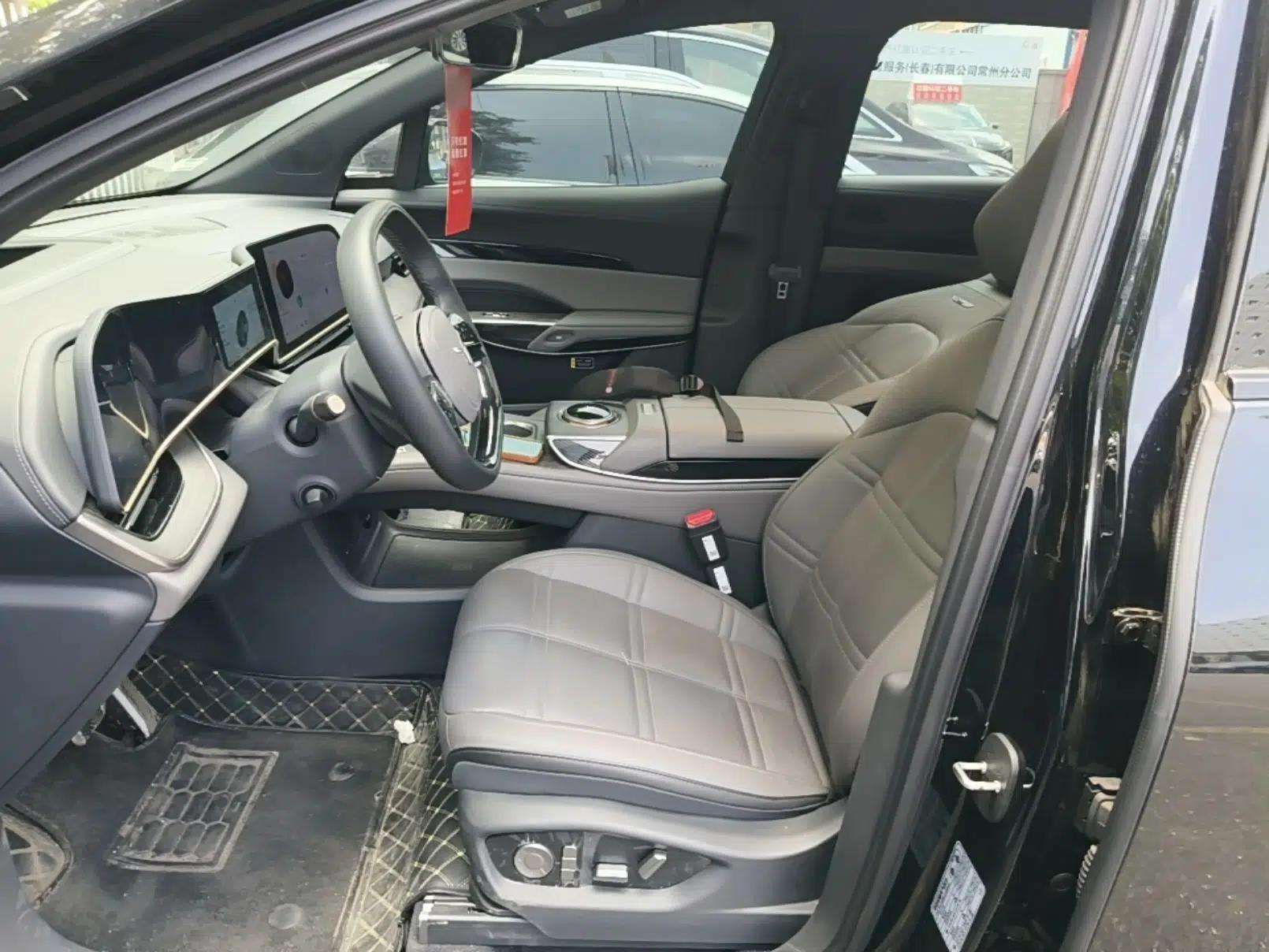 Hongqi Tiangong 08 2025 680 Ultra Four-Wheel-Drive Version — миниатюра 18