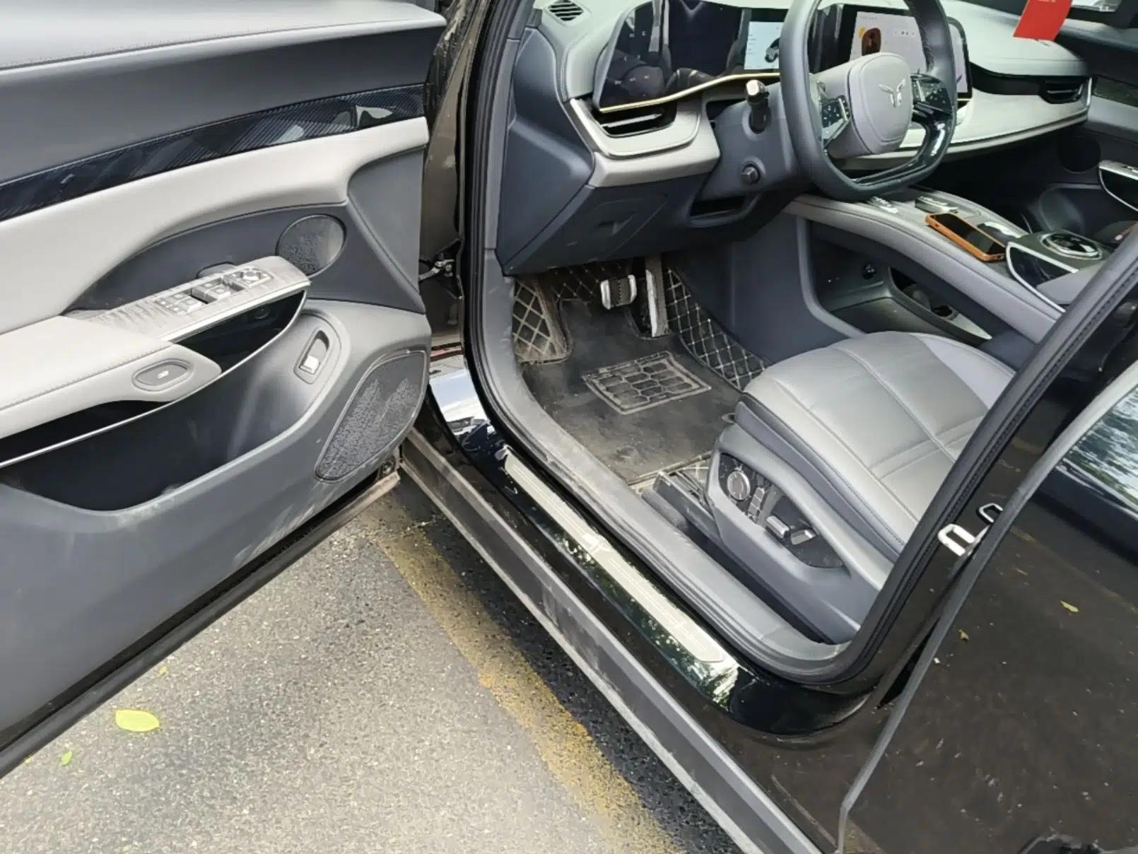 Hongqi Tiangong 08 2025 680 Ultra Four-Wheel-Drive Version — миниатюра 19