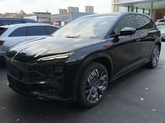 Hongqi Tiangong 08 2025 680 Ultra Four-Wheel-Drive Version