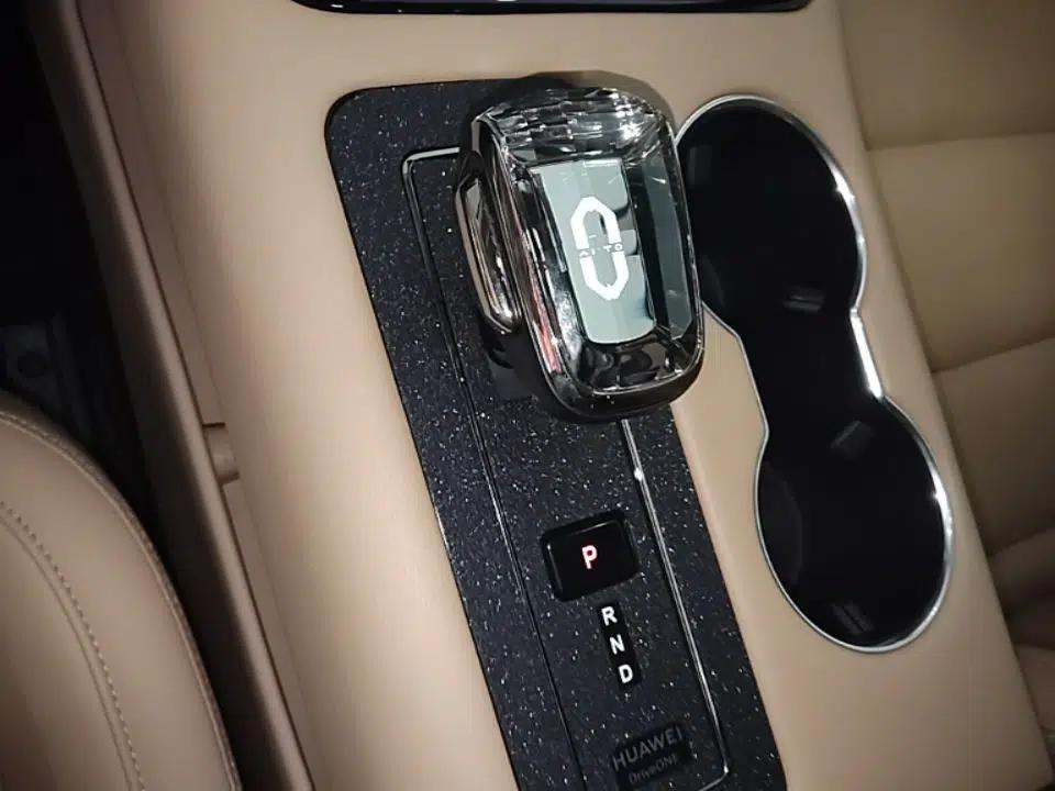 Hima AITO M5 2023 Extended-Range Four-Wheel Drive Intelligent Driving Version — миниатюра 15