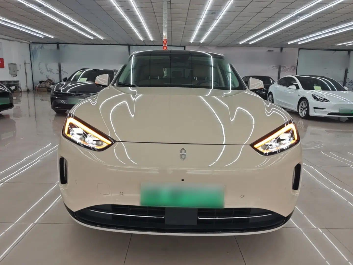 Hima AITO M5 2022 Pure Electric Rear-Drive Standard Edition — миниатюра 2