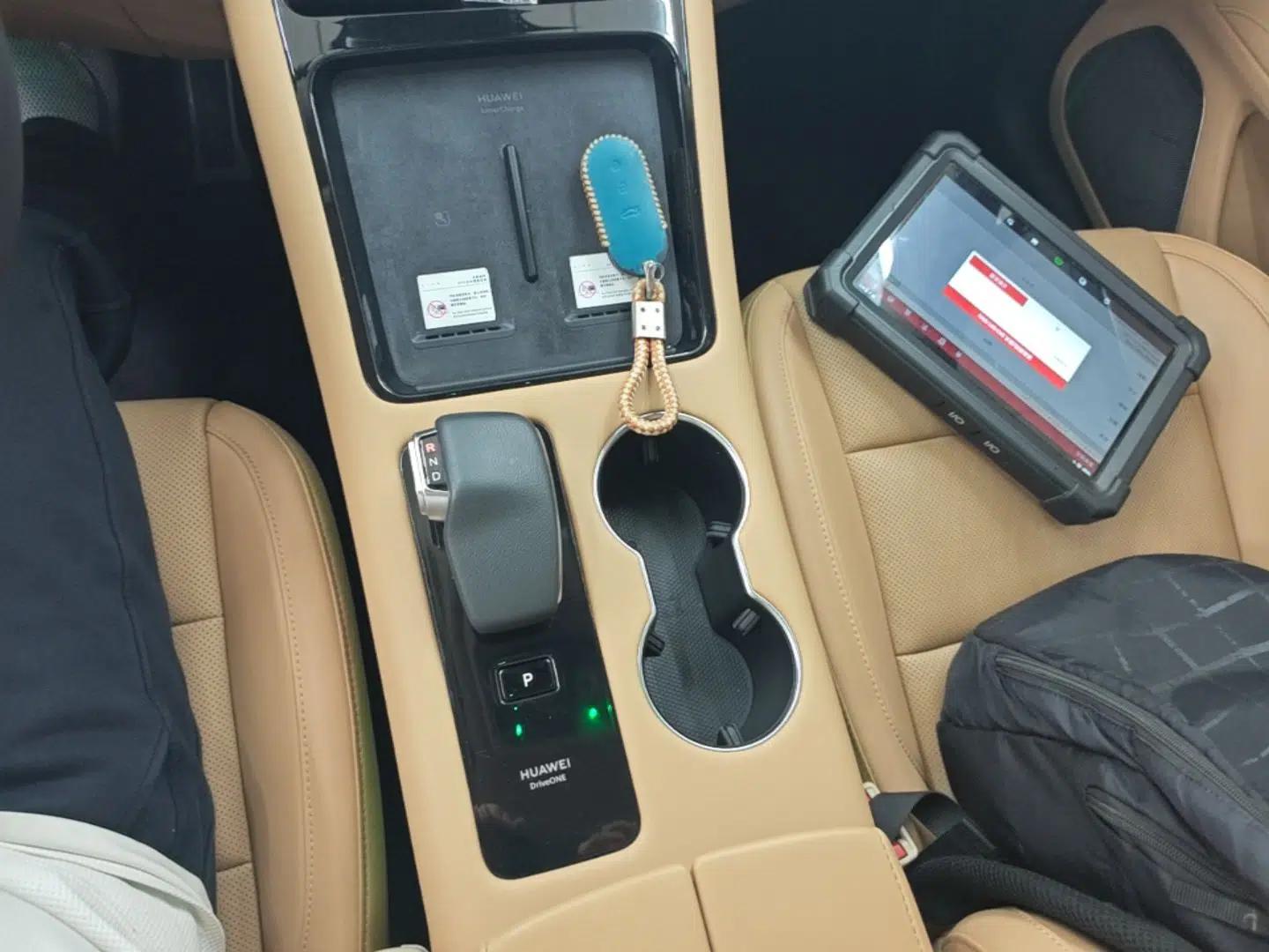 Hima AITO M5 2022 Pure Electric Rear-Drive Standard Edition — миниатюра 17