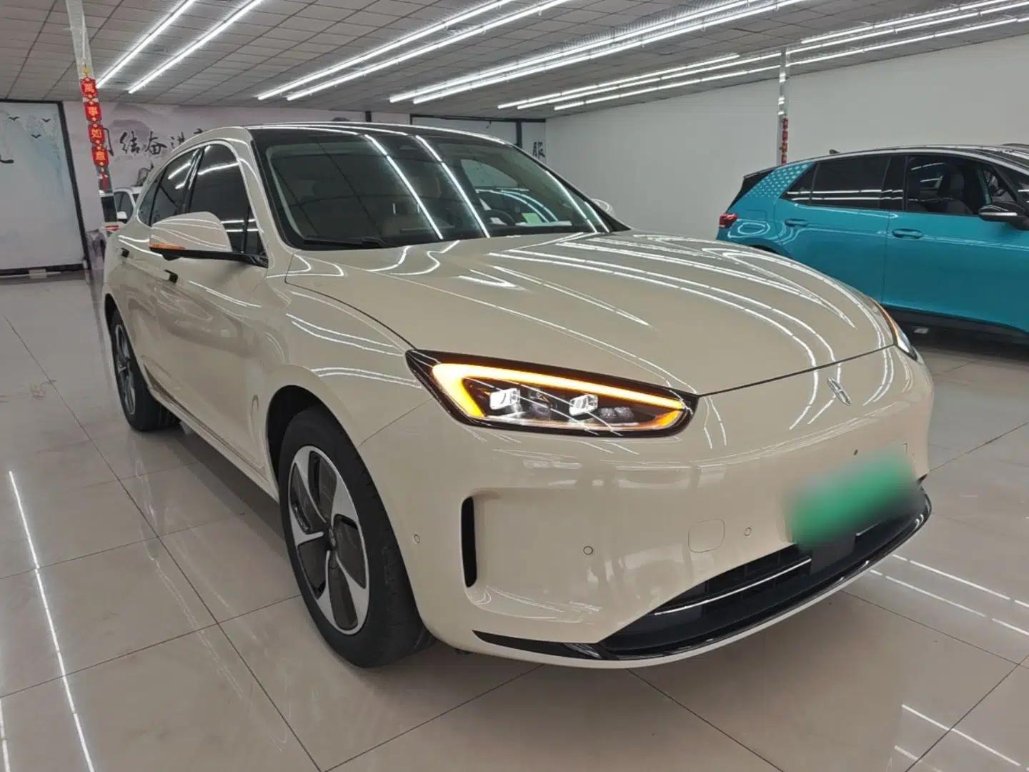 Hima AITO M5 2022 Pure Electric Rear-Drive Standard Edition — миниатюра 3
