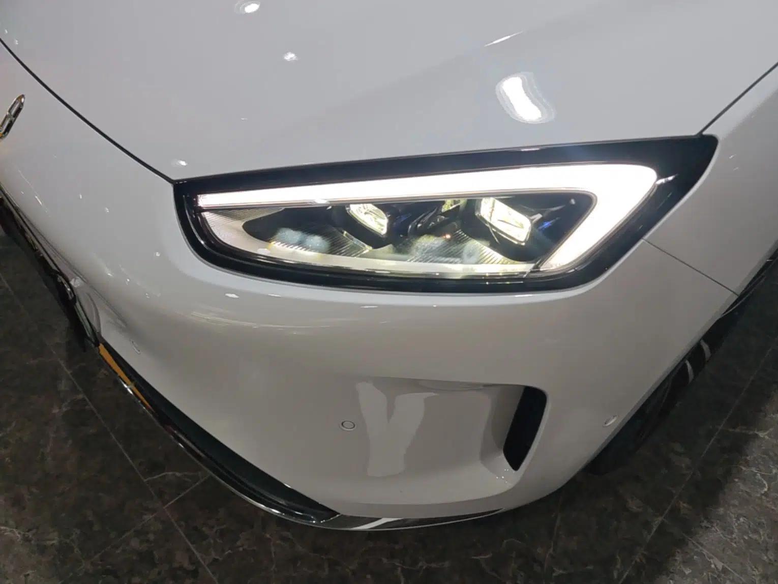 Hima AITO M5 2025 Extended-Range Ultra Rear-Wheel-Drive Version — миниатюра 9
