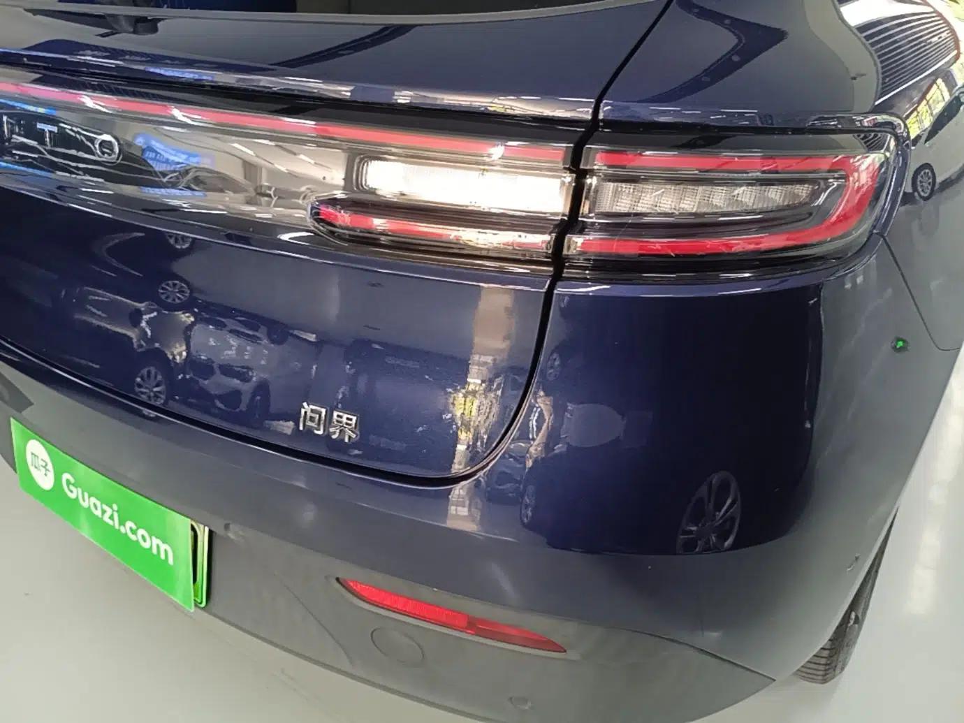 Hima AITO M5 2022 Range-Extended Rear-Drive Standard Version — миниатюра 7
