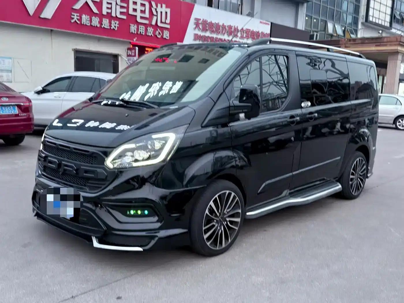 Tourneo 2023 2.0T Automatic Premium Edition — миниатюра 2