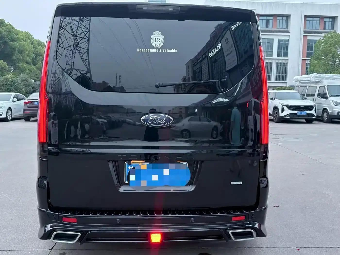 Tourneo 2023 2.0T Automatic Premium Edition — миниатюра 3