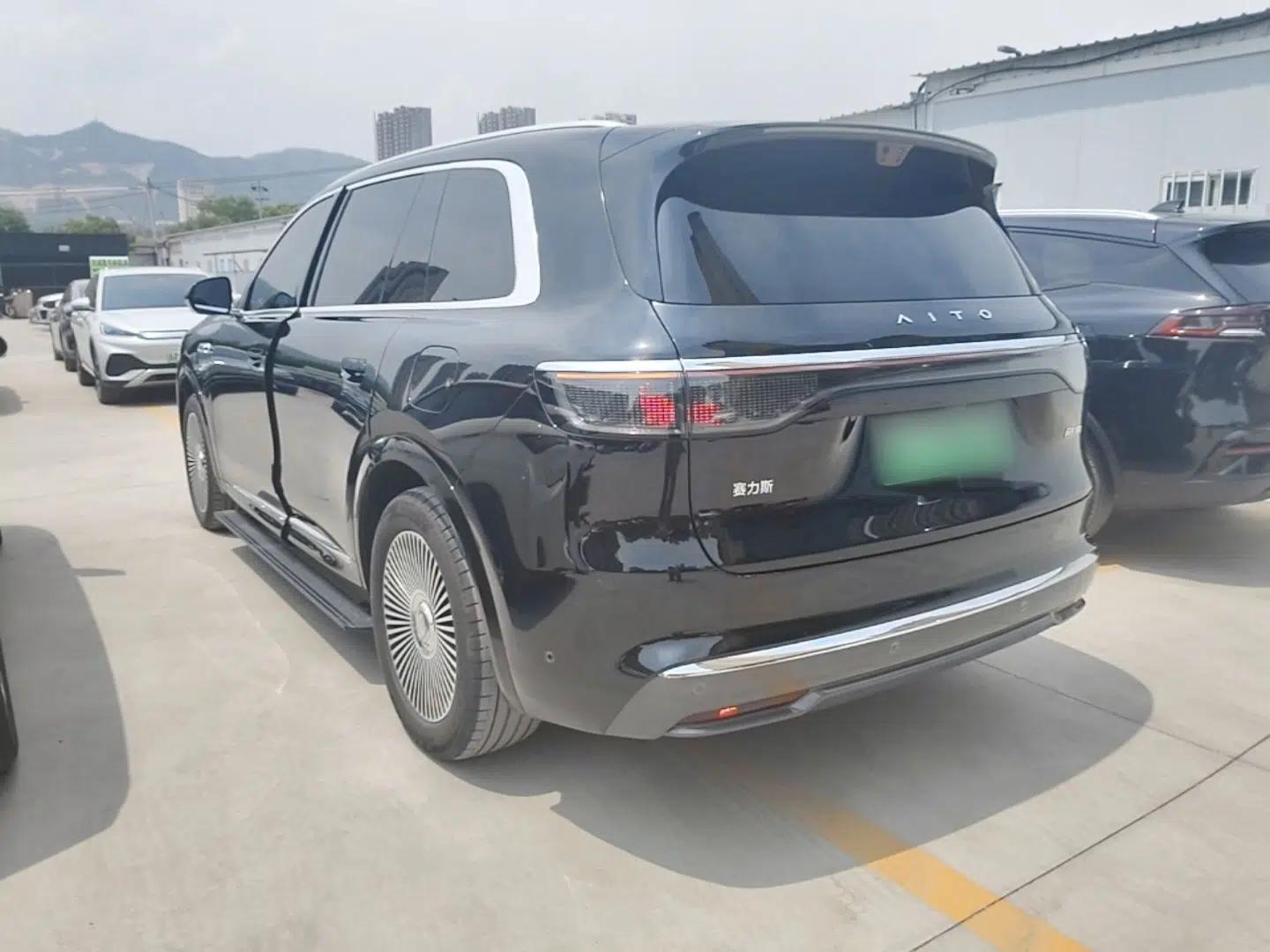 Hima AITO M8 2025 Extended-Range Max Version 37 kWh 5-Seater — миниатюра 7