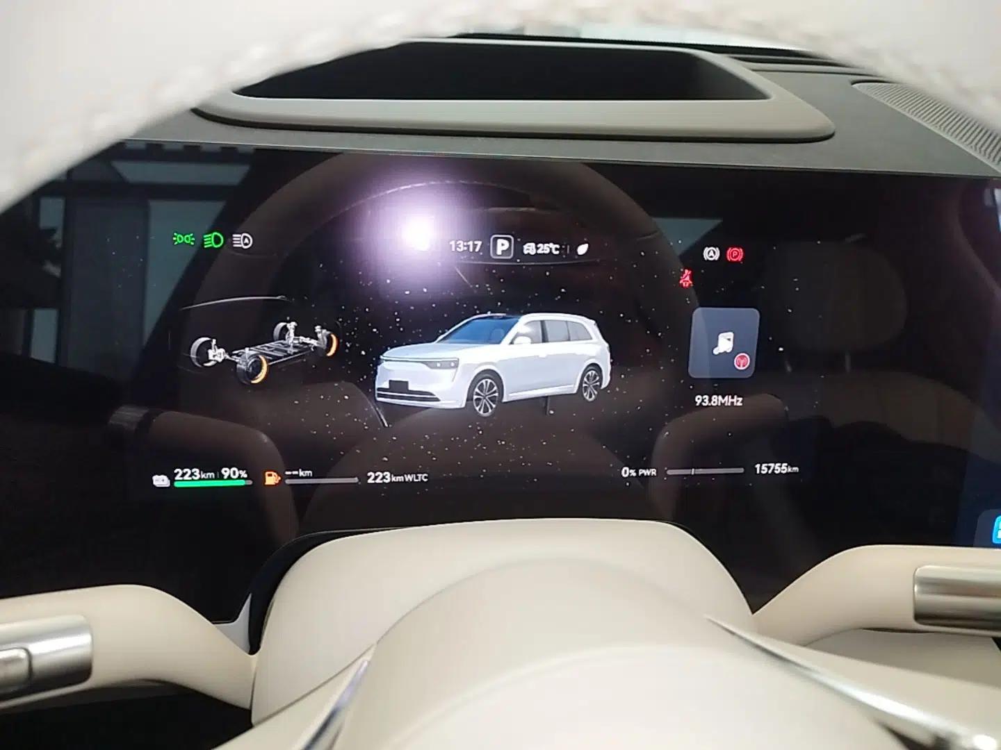 Hima AITO M8 2025 Extended-Range Max+ Version 53.4 kWh 5-Seater Edition — миниатюра 15