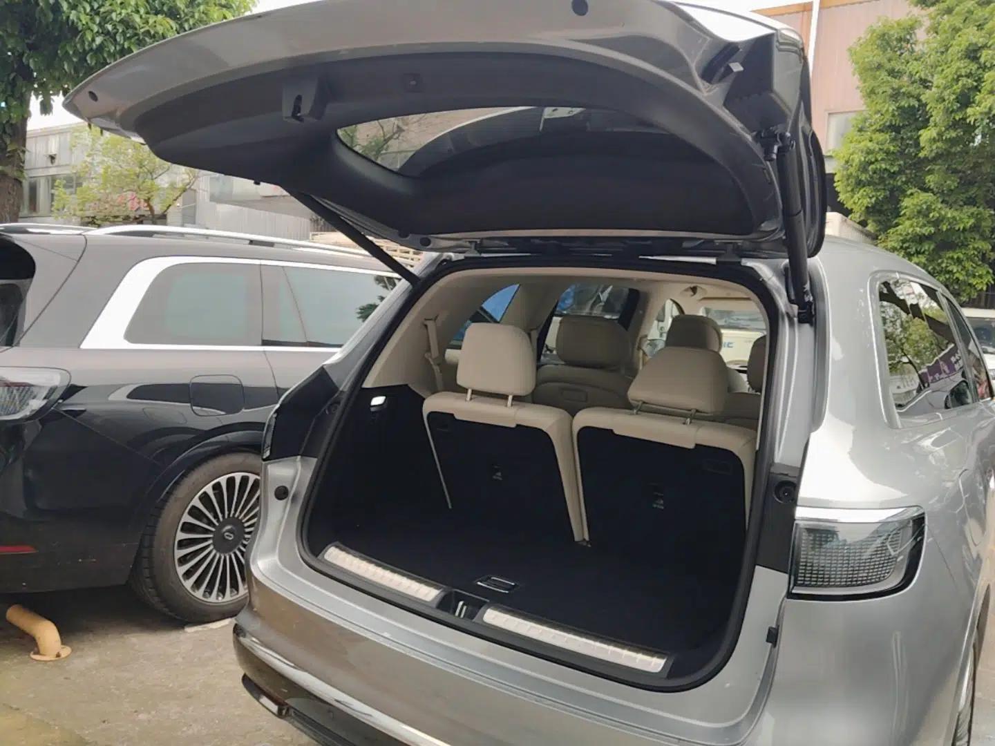 Hima AITO M8 2025 Extended-Range Ultra Version 53.4 kWh 6-Seater Edition — миниатюра 21
